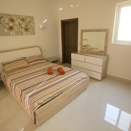 Dolphin Court Apartment Marsalforn Phòng bức ảnh