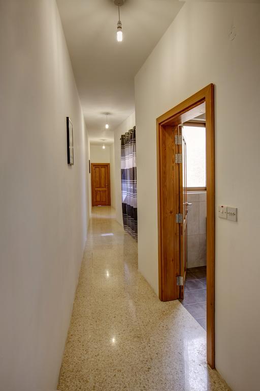 Dolphin Court Apartment Marsalforn Ngoại thất bức ảnh